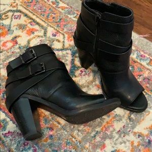 Gianni Bini Booties